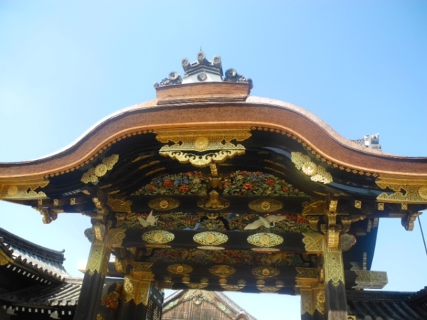 Gate to Shogun's Palace was just renovated